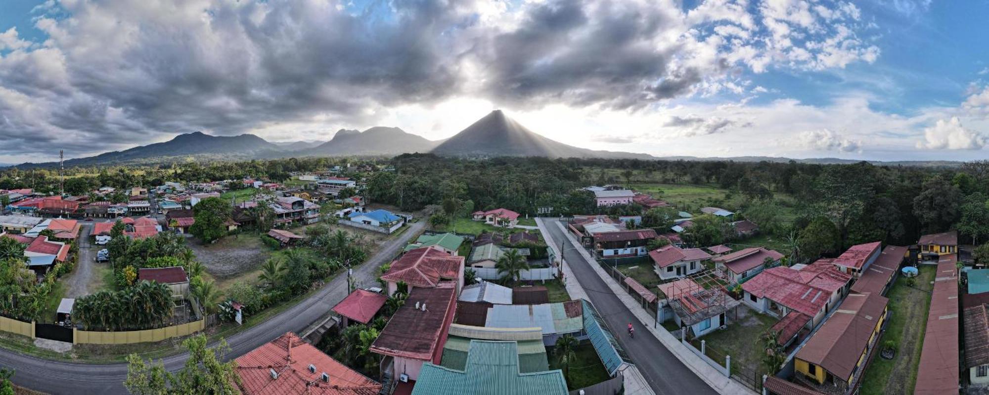 Bed and breakfast By Treebu La Fortuna